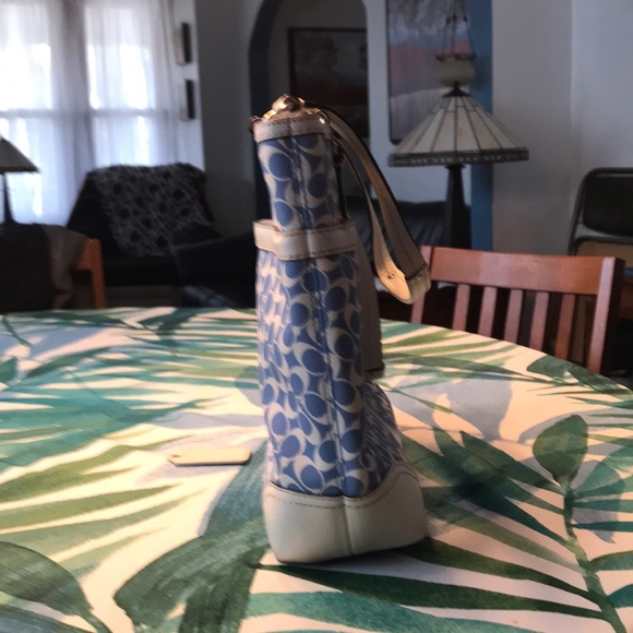 Purse - Picture 4 of 4